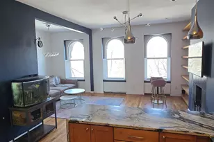 556 Chapel St, New Haven, CT 06511 - Photo 4