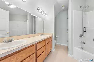 177 Thistle Pond Dr, Bloomfield, CT 06002 - Photo 22