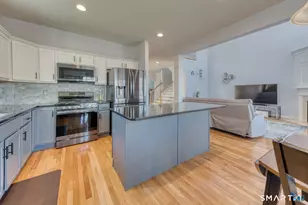 194 Sterling Dr, Newington, CT 06111 - Photo 10