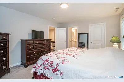 24 Hendricks Lane, Simsbury, CT 06070 - Photo 16