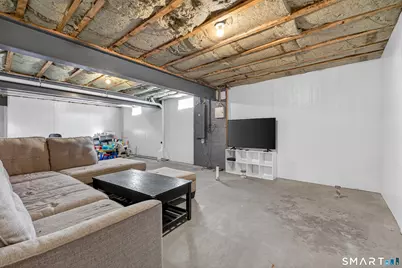 4 Arbor Crossing, East Lyme, CT 06333 - Photo 32