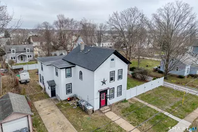 21 North Washington Avenue, East Lyme, CT 06357 - Photo 18