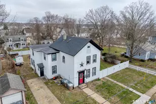 21 N Washington Ave, East Lyme, CT 06357 - Photo 18