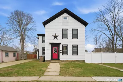 21 North Washington Avenue, East Lyme, CT 06357 - Photo 1