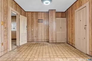 21 N Washington Ave, East Lyme, CT 06357 - Photo 14