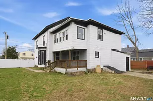 21 N Washington Ave, East Lyme, CT 06357 - Photo 4