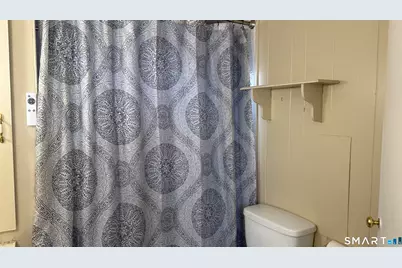 17 Montauk Road, East Hartford, CT 06118 - Photo 14