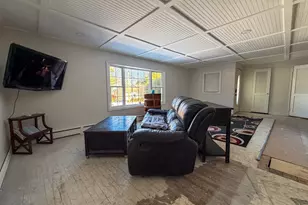 34 Carroll Rd, Hamden, CT 06517 - Photo 4