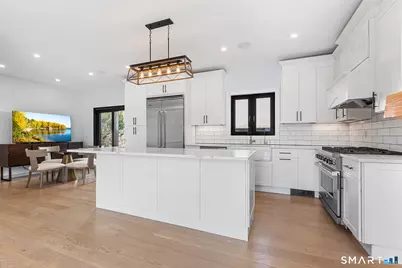 31 Thornhill Road, Greenwich, CT 06878 - Photo 6