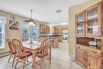 11 Jeanetti Drive, Derby, CT 06418 - Photo 10