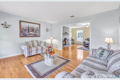 11 Jeanetti Drive, Derby, CT 06418 - Photo 6