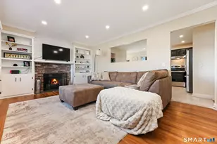 41 Skyline Dr, Brookfield, CT 06804 - Photo 4