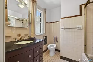 2095 Chapel St, New Haven, CT 06515 - Photo 20