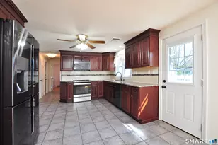 234 S Elm St, Windsor Locks, CT 06096 - Photo 6