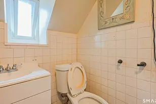 437 Dixwell Ave, New Haven, CT 06511 - Photo 18