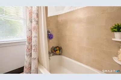 437 Dixwell Avenue, New Haven, CT 06511 - Photo 8