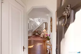 47 Lockwood Ln, Norwalk, CT 06851 - Photo 2