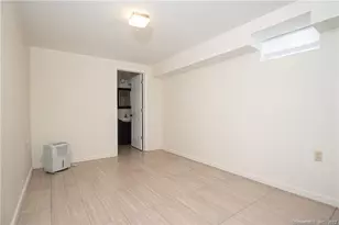 2 Allspice Ln, Glastonbury, CT 06033 - Photo 16