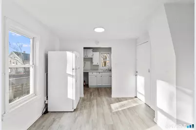 426 Poplar Street, New Haven, CT 06513 - Photo 6