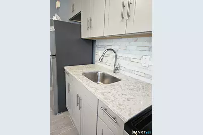 25 Lexington Street, Hamden, CT 06514 - Photo 8