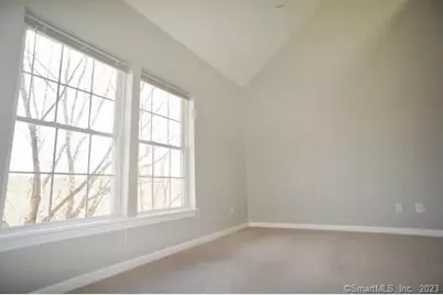 32 Oakwood Avenue #5, Norwalk, CT 06850 - Photo 8