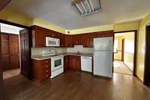 75 Lynnrich Dr, Thomaston, CT 06787 - Photo 10