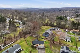 57 Edgewood Dr, Middletown, CT 06457 - Photo 36