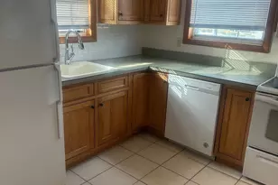 100 Misty Meadow Ln, South Windsor, CT 06074 - Photo 4