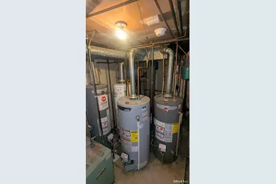 88 Elizabeth Ann Drive, New Haven, CT 06512 - Photo 28