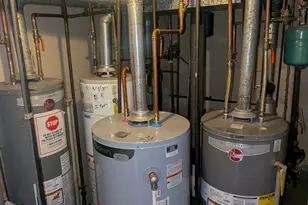 88 Elizabeth Ann Dr, New Haven, CT 06512 - Photo 28