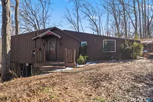 683 Berkshire Rd, Southbury, CT 06488 - Photo 2