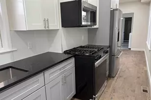 104 Maple Ave, Stamford, CT 06902 - Photo 10