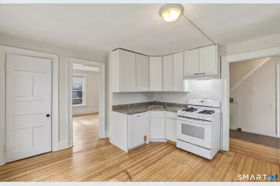 784 Howard Avenue #2nd Floor, Bridgeport, CT 06605 - Photo 4