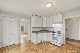 784 Howard Ave, Bridgeport, CT 06605 - Photo 4