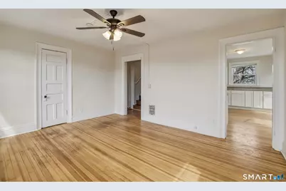 784 Howard Avenue #2nd Floor, Bridgeport, CT 06605 - Photo 8