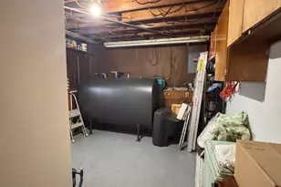 219 Oakwood Dr, Fairfield, CT 06824 - Photo 16