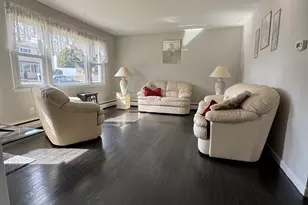 219 Oakwood Dr, Fairfield, CT 06824 - Photo 2