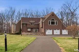 28 E Ridge Ct, Cheshire, CT 06410 - Photo 4