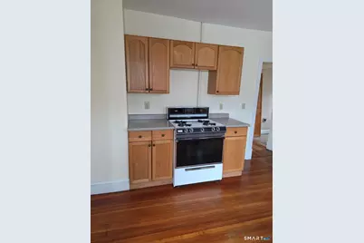 35 Denison Avenue, New London, CT 06320 - Photo 30