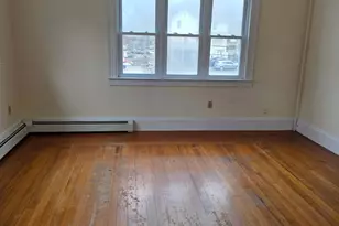 35 Denison Ave, New London, CT 06320 - Photo 14