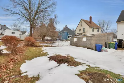 111 Madison Street, Waterbury, CT 06706 - Photo 4