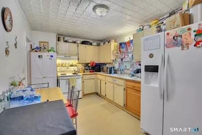 111 Madison Street, Waterbury, CT 06706 - Photo 14