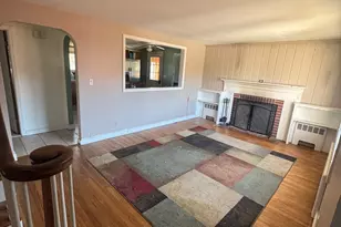 105 Crown St, Bristol, CT 06010 - Photo 10