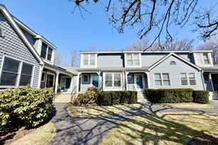 16 Fawn Ridge Ln, Wilton, CT 06897 - Photo 2