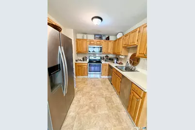 16 Fawn Ridge Lane #16, Wilton, CT 06897 - Photo 4