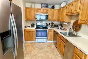 16 Fawn Ridge Ln, Wilton, CT 06897 - Photo 4