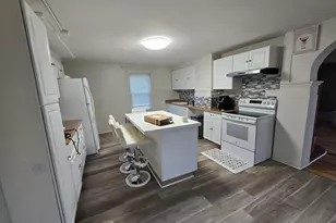 157 Eastern Ave, Waterbury, CT 06708 - Photo 2