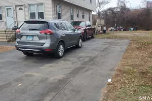 133 Evelyn St, Stratford, CT 06615 - Photo 2