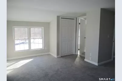 26 King Court, Enfield, CT 06082 - Photo 12