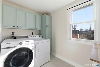 198 Oxford Street, Hartford, CT 06105 - Photo 16